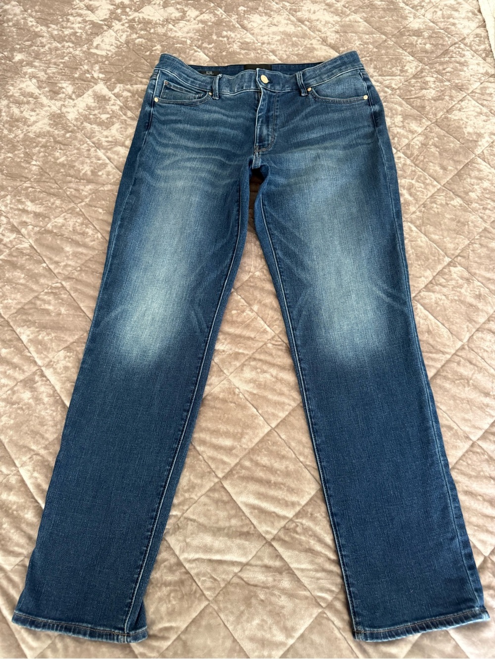 White House Black Market Women’s Mid Rise Slim Straight-Leg Jeans. Size 12